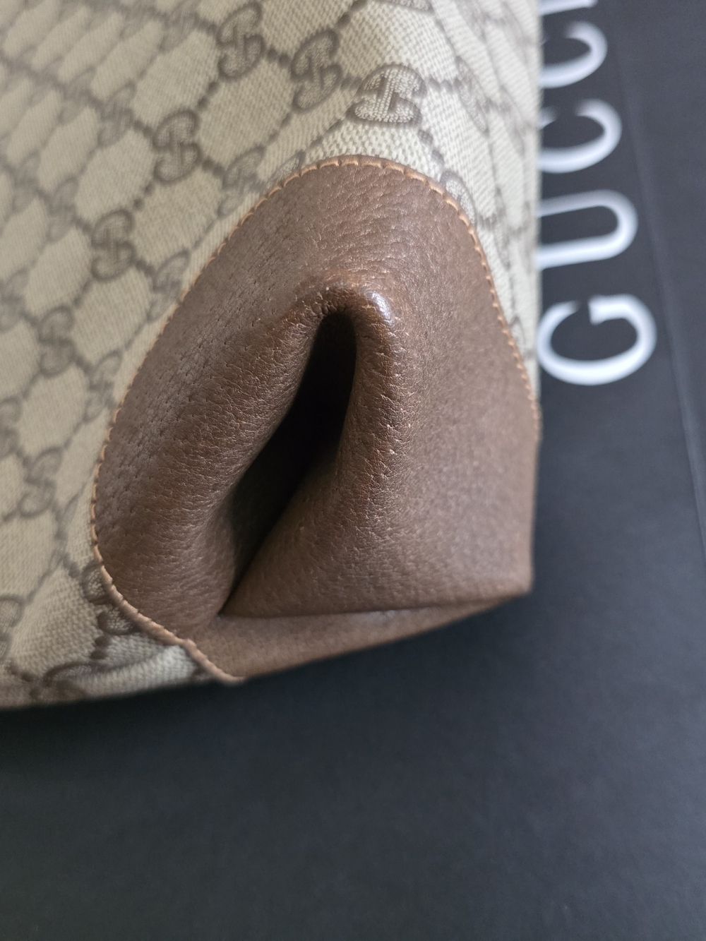 Authentic Vintage Gucci GG Supreme tote bag - Picture 9 of 12